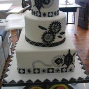 African modern wedding cake